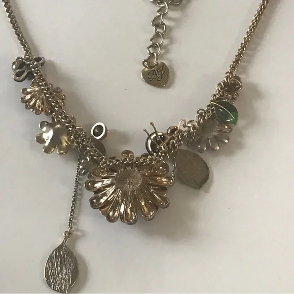 Betsey Johnson Secret Garden Party Flower Leaf Bugs Charm Necklace. - Picture 8 of 10